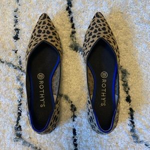 Worn once - Rothy’s Size 9 Leopard Flats